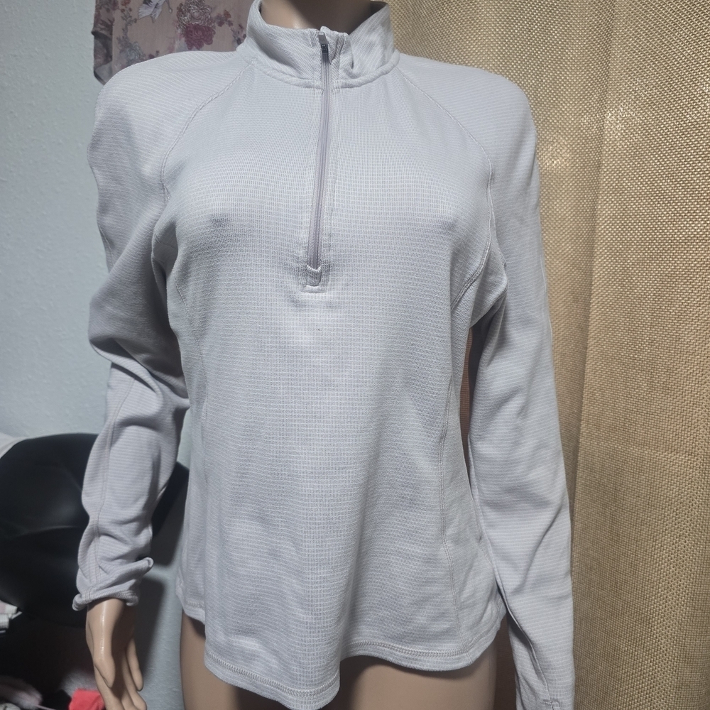 Avalanche Light Gray Quarter-Zip Sweatshirt
